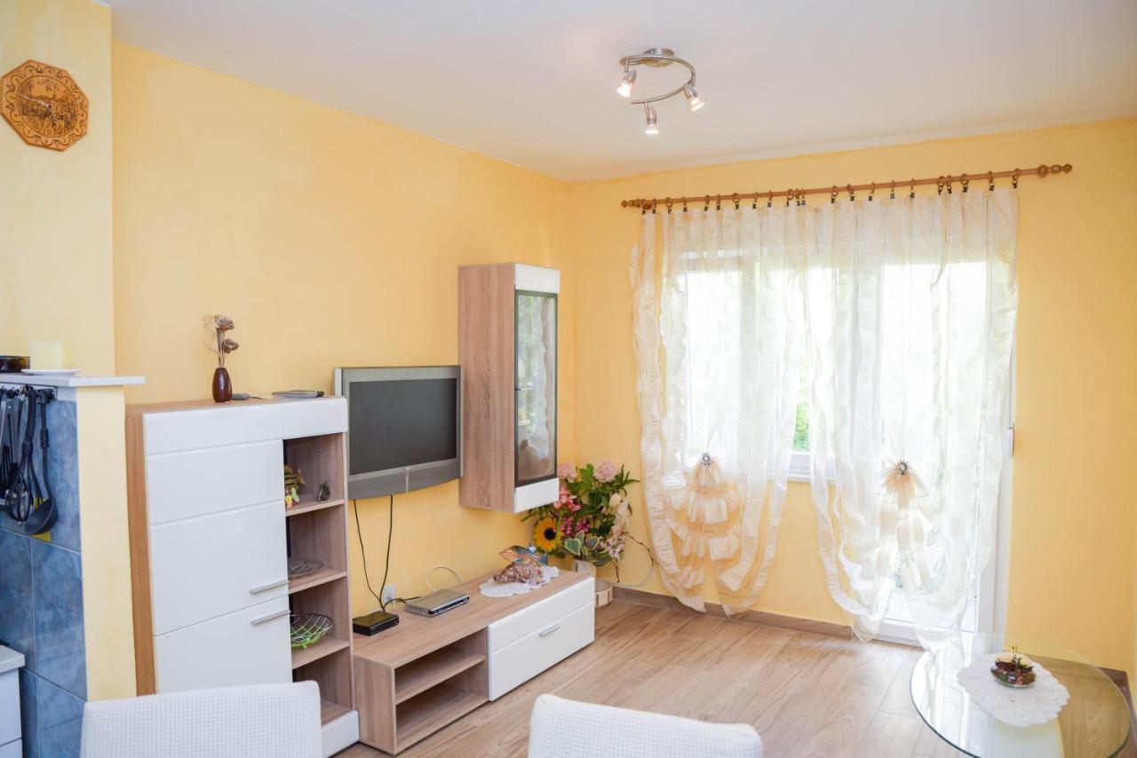 Apartment Andric Цриквеница Экстерьер фото