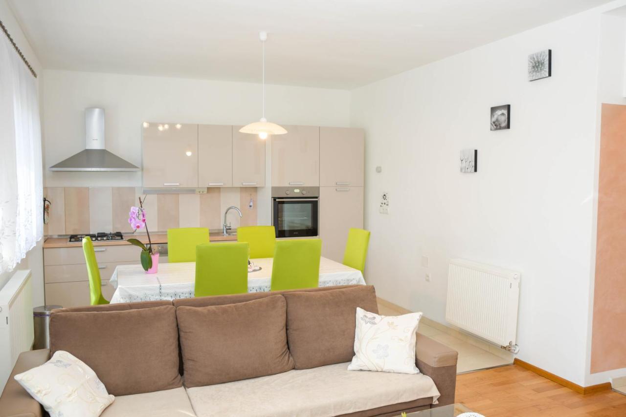 Apartment Andric Цриквеница Экстерьер фото